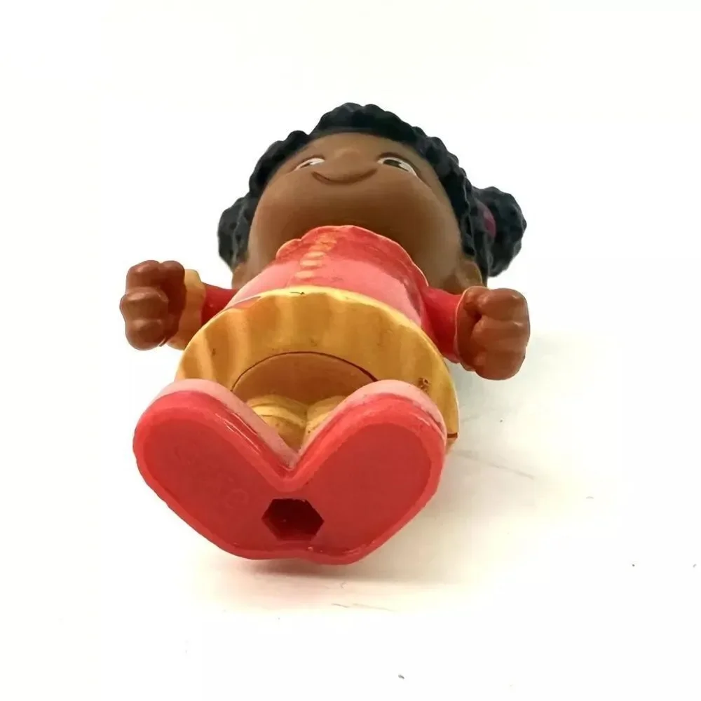 2PC Daniel Tiger’s Neighborhood Friends Miss Elaina And Accessories Four Girl